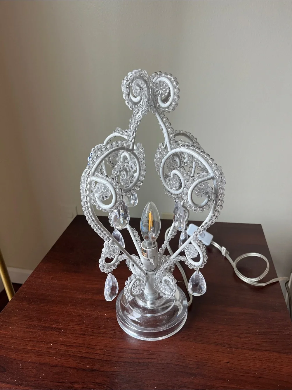 N/A elegant white